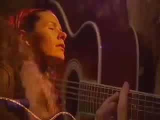 Edie Brickell